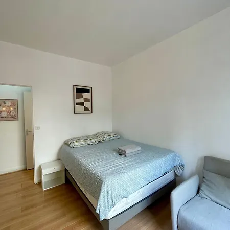 Apartment Tour Eiffel Croix Nivert
