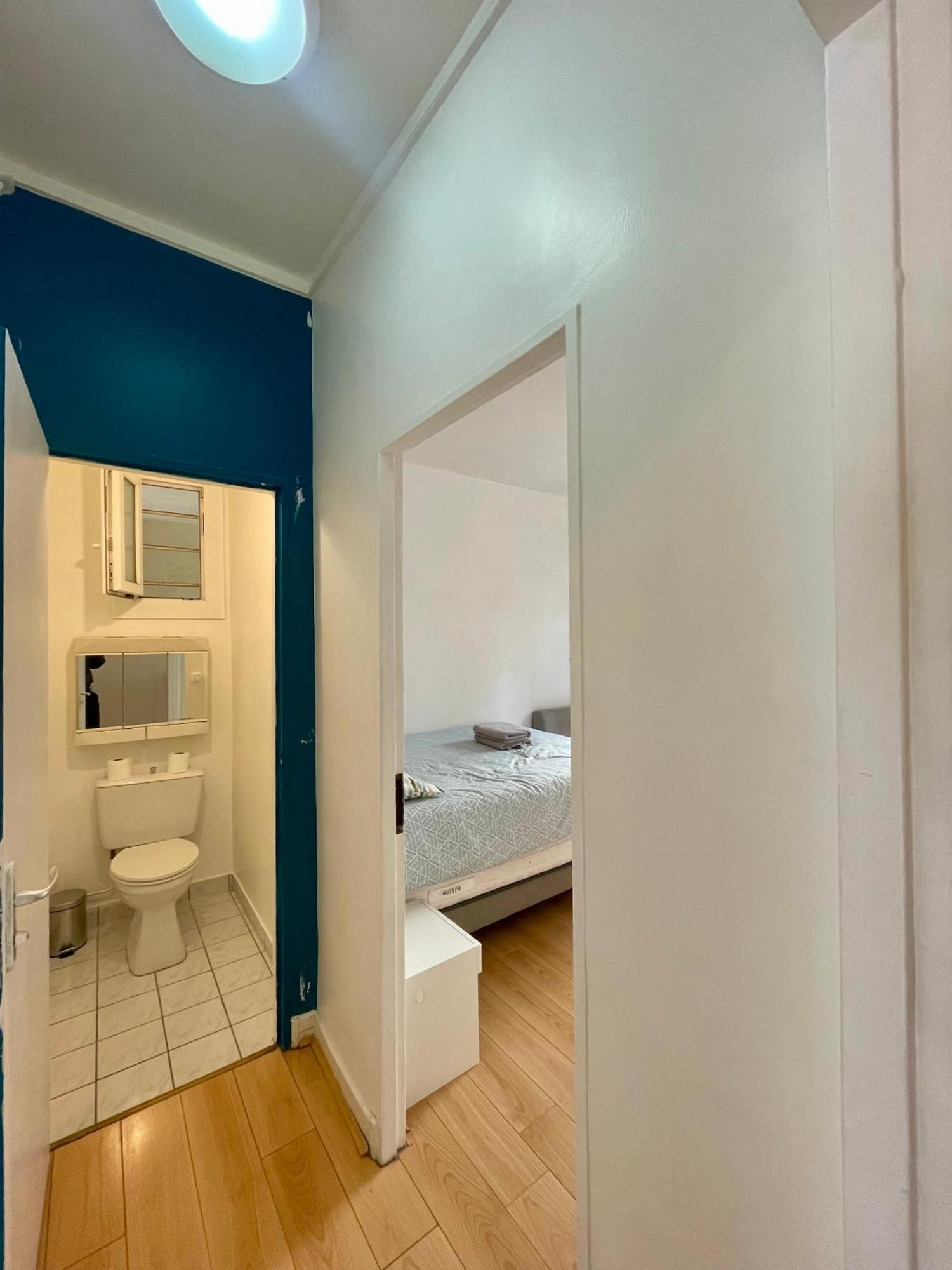 Apartment Tour Eiffel Croix Nivert Paris